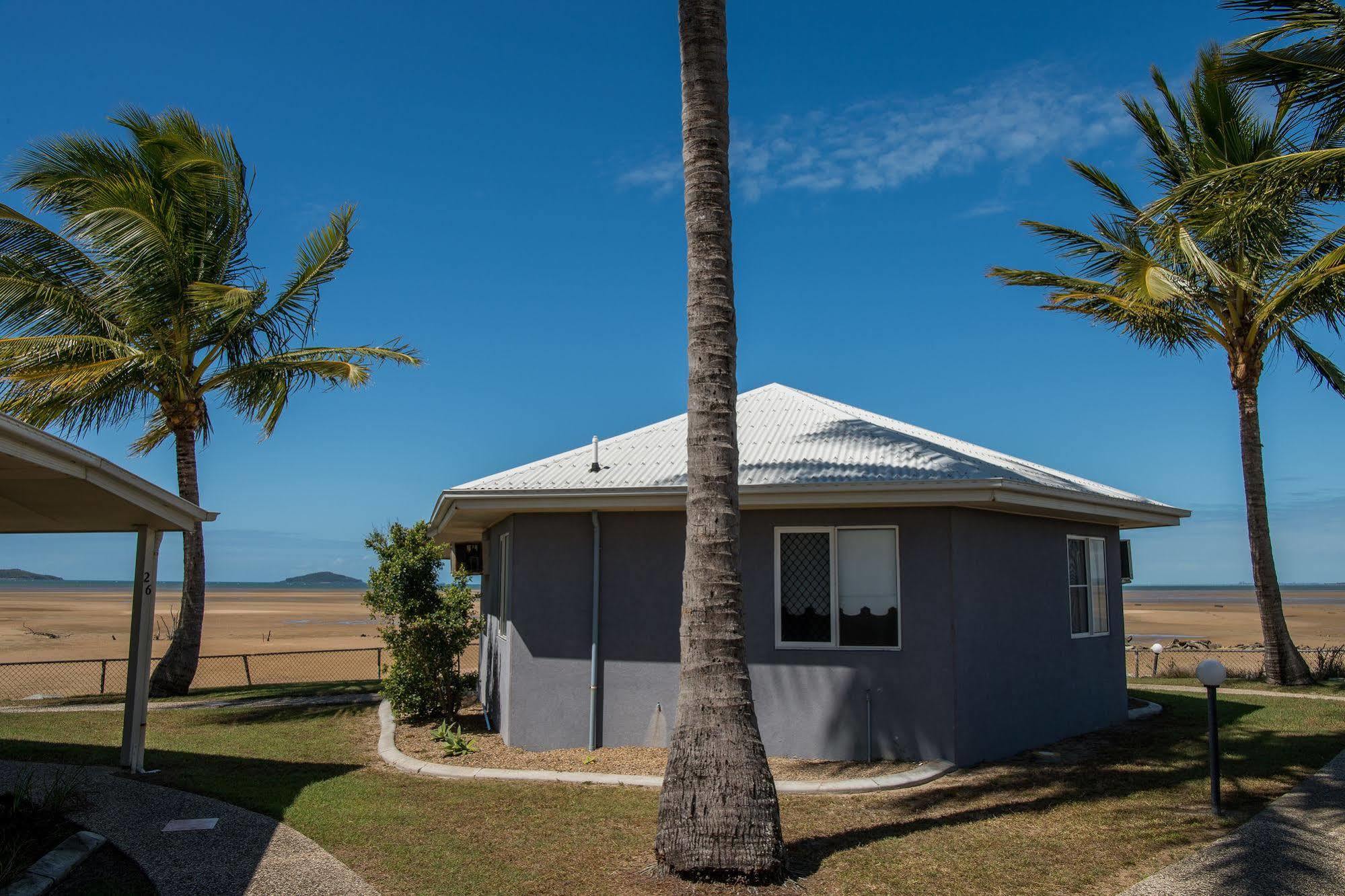 Illawong Beach Resort Mackay Extérieur photo