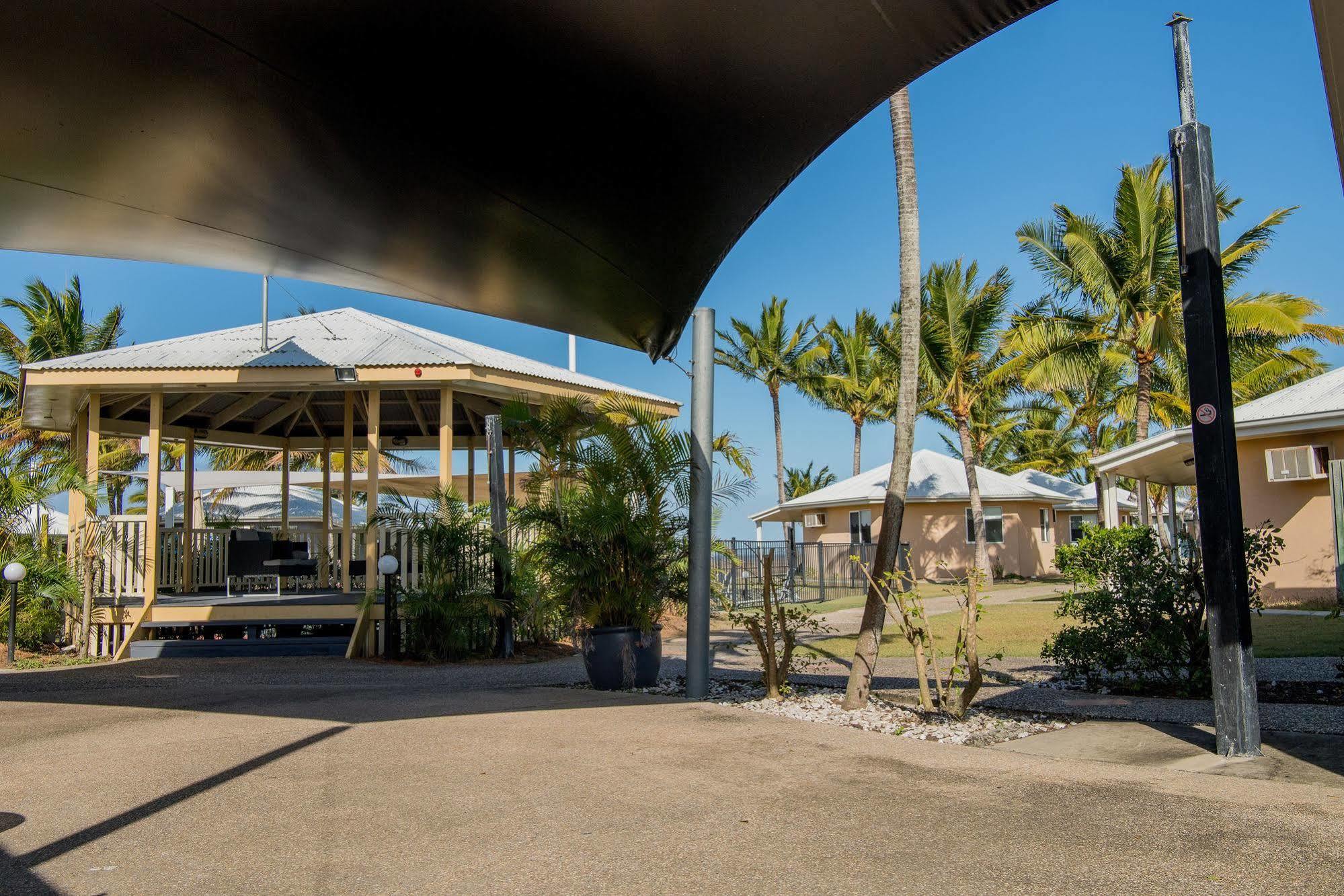 Illawong Beach Resort Mackay Extérieur photo